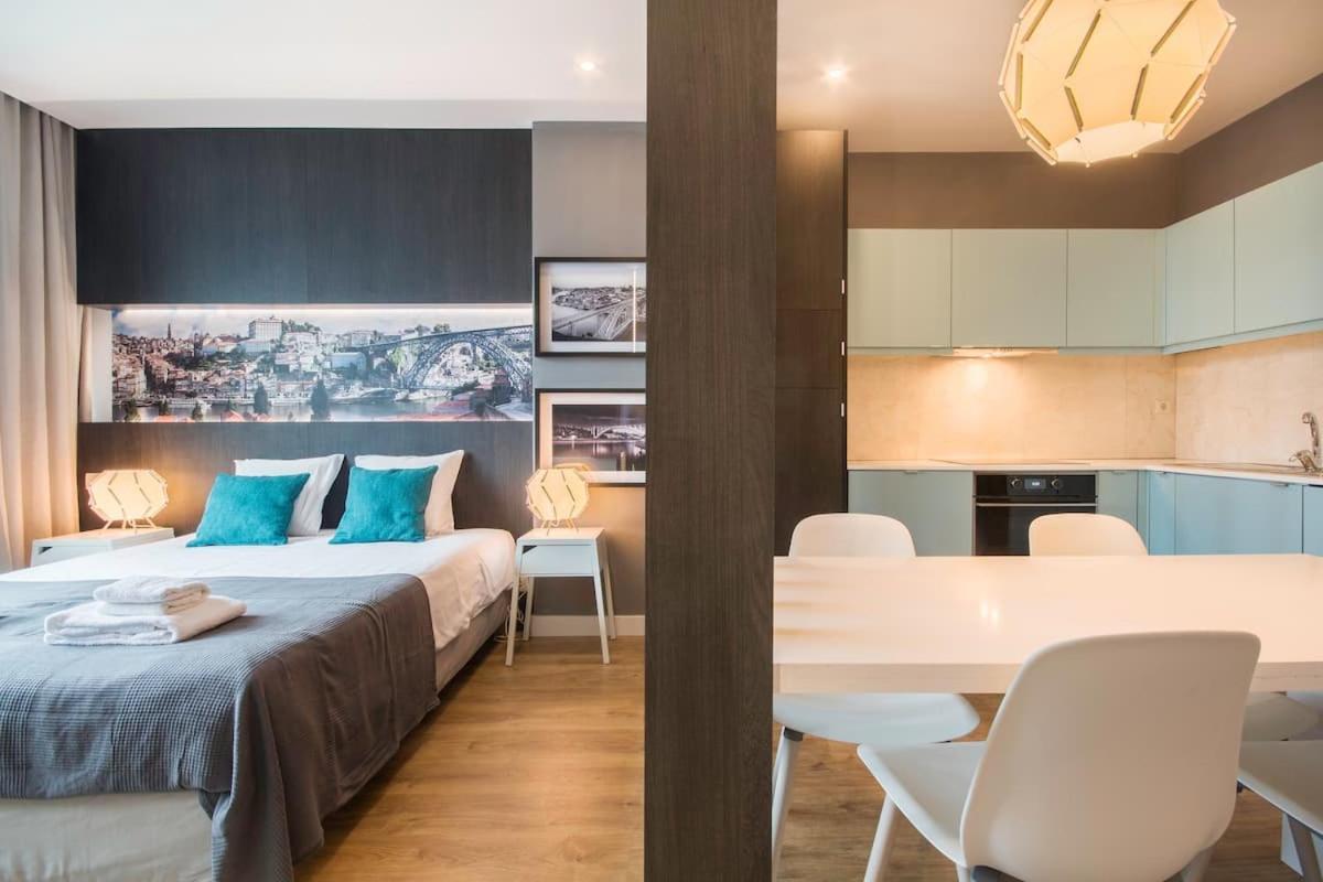 NEW! Galé Apartment  Porto Bagian luar foto