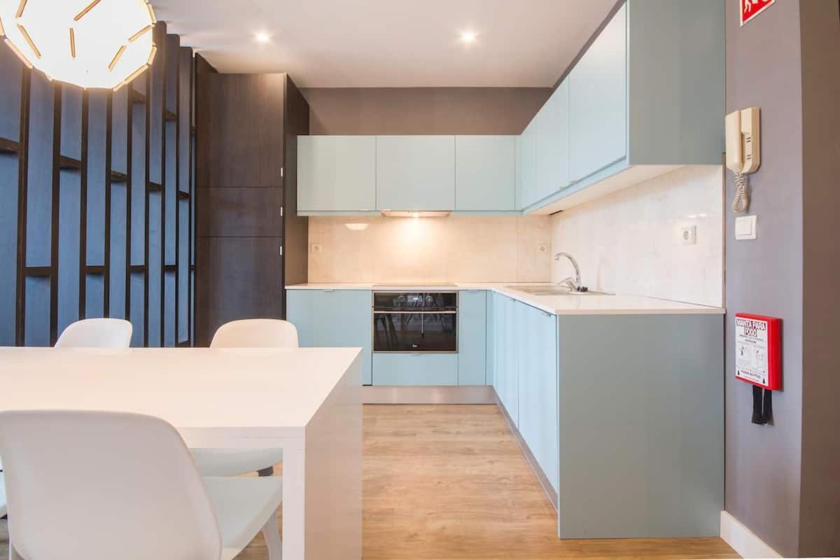 NEW! Galé Apartment  Porto Bagian luar foto