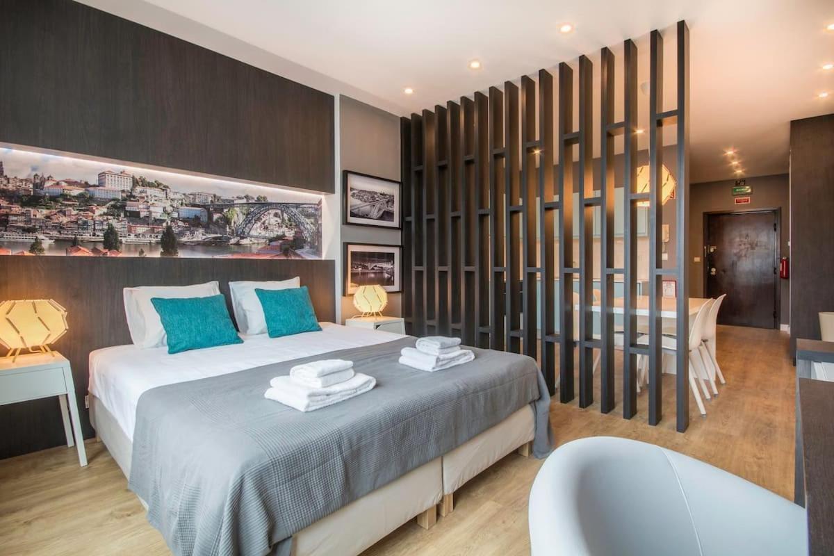 NEW! Galé Apartment  Porto Bagian luar foto